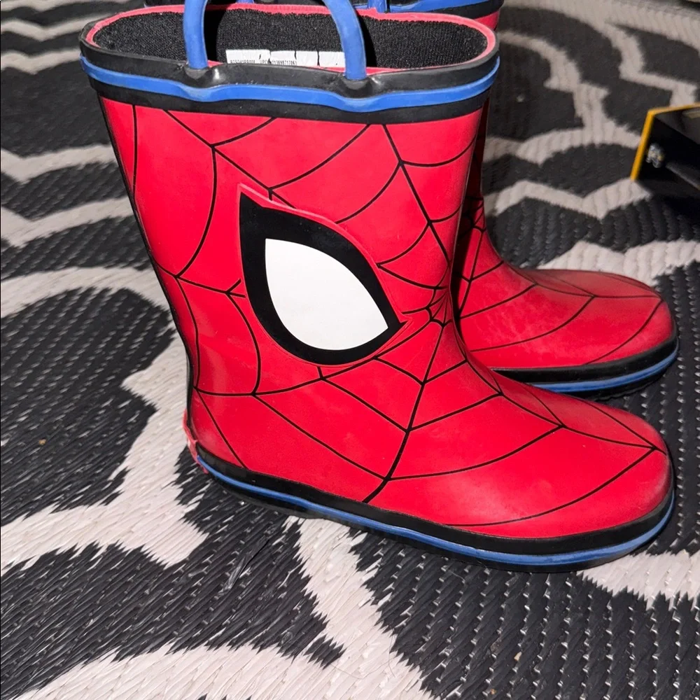 Marvel Red and Black Spider-Man Rain Boots - Picture 4 of 6